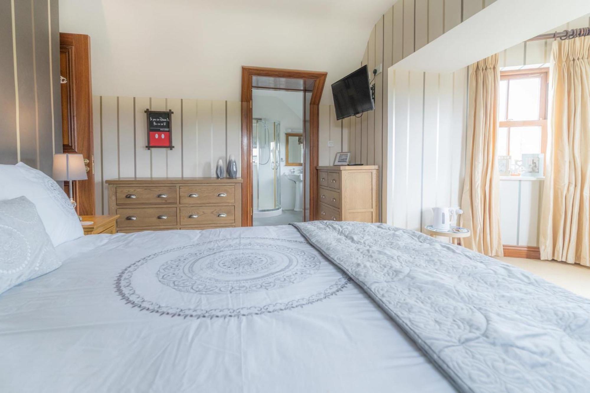 Glenvela Guest House Castlerea Buitenkant foto